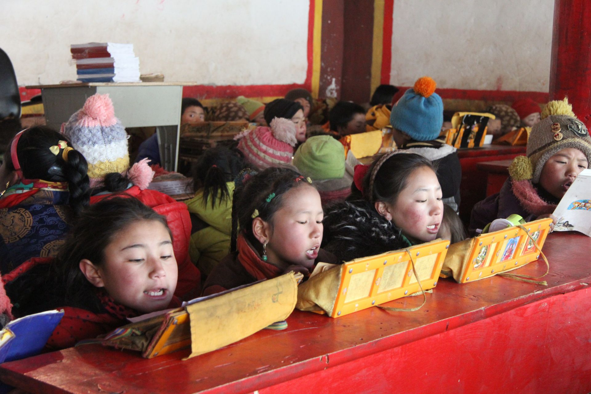 星空官方端网站·星空登陆入口-星空(中国)公益回顾丨家国同欢月同圆 温暖满载甘孜州(图12)